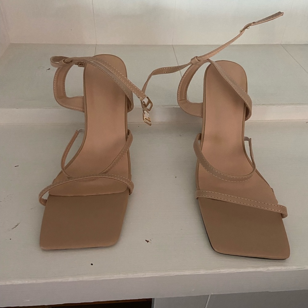 SHEIN thin strap chunky heel sandals